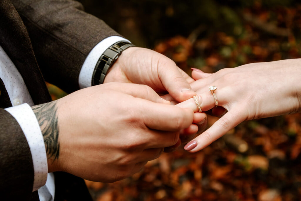 Old Man's Cave Hocking Hills Ohio Adventure Elopement Photographer Ash Cave