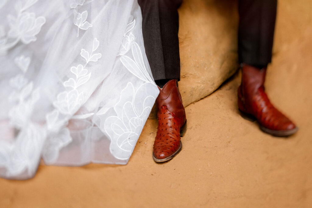 Old Man's Cave Hocking Hills Ohio Adventure Elopement Photographer Ash Cave