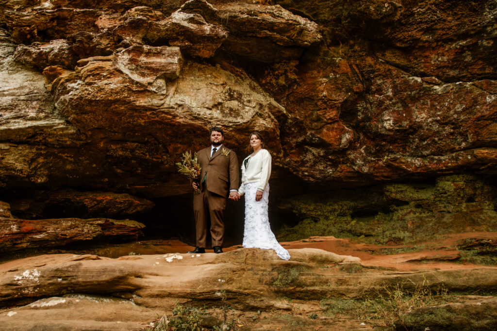 hocking hills ohio micro wedding upper falls old mans cave