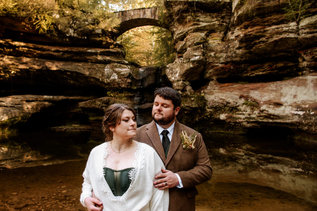 hocking hills ohio micro wedding upper falls old mans cave