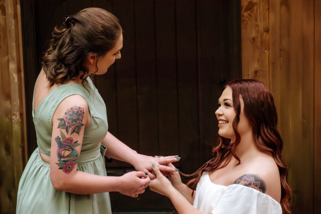 Hocking Hills Treehouse Surprise Proposal Engagement Hot Tub Boudoir