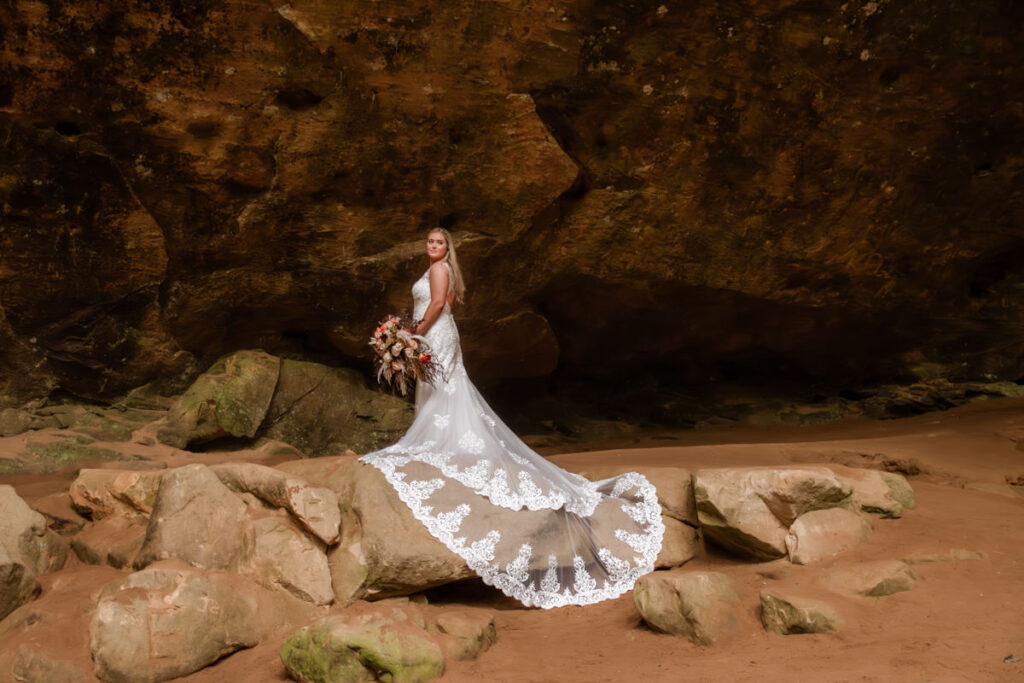 Wandering Weddings Ohio Hocking Hills Ash Cave Old Man's Cave State Park Wedding Elopement Adventurous Intimate Private Elizabeth Nihiser Photography Photographer Midwest West Virginia