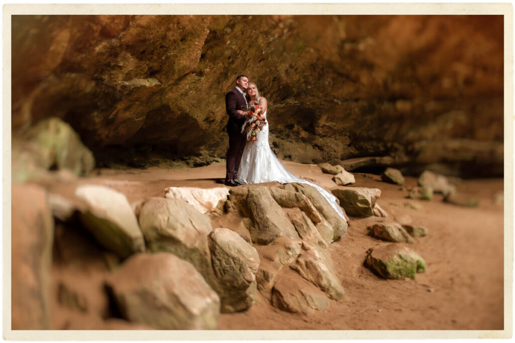 Wandering Weddings Ohio Hocking Hills Ash Cave Old Man's Cave State Park Wedding Elopement Adventurous Intimate Private Elizabeth Nihiser Photography Photographer Midwest West Virginia