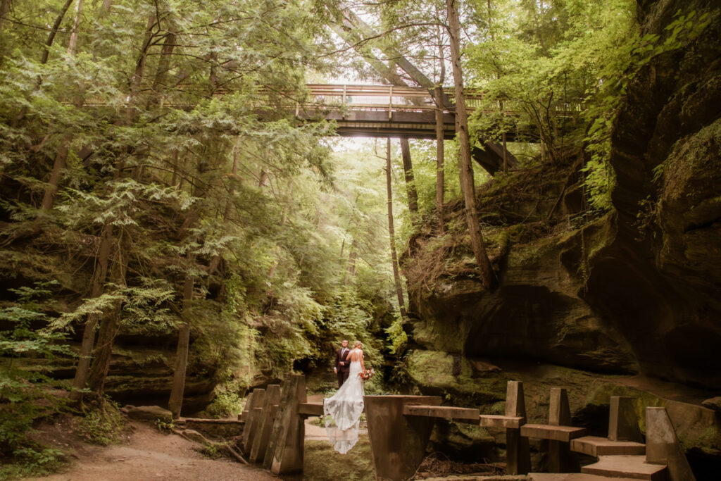 Wandering Weddings Ohio Hocking Hills Ash Cave Old Man's Cave State Park Wedding Elopement Adventurous Intimate Private Elizabeth Nihiser Photography Photographer Midwest West Virginia