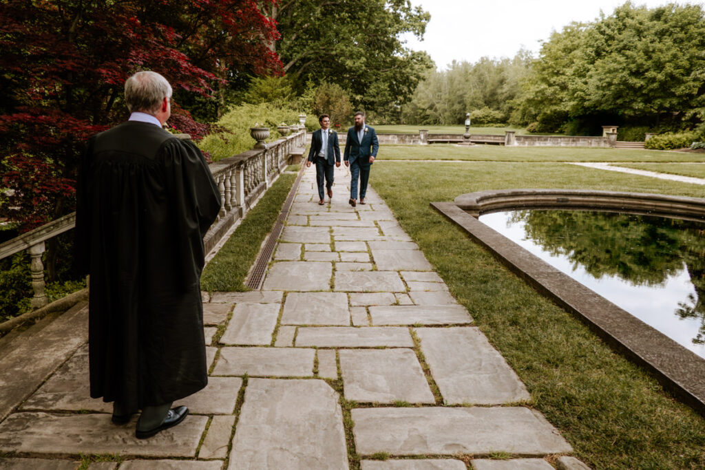 Akron Canton Ohio Intimate Wedding Photographer Bender's Tavern Stan Hywet Mansion Garden