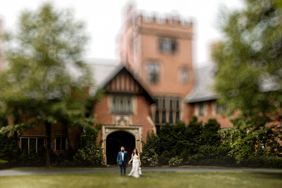 Akron Canton Ohio Intimate Wedding Photographer Bender's Tavern Stan Hywet Mansion Garden