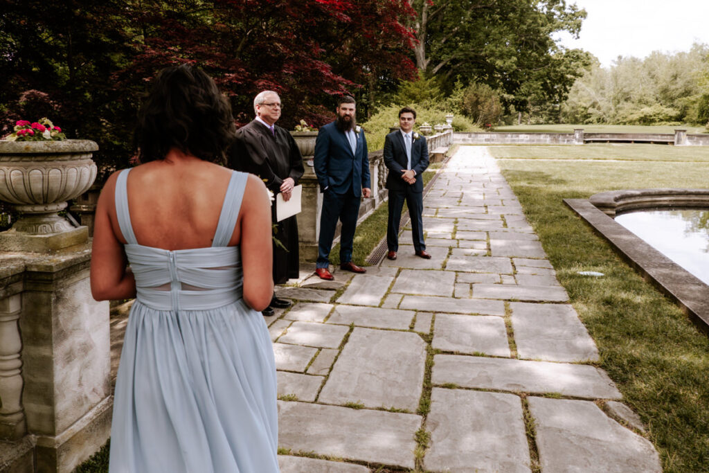 Akron Canton Ohio Intimate Wedding Photographer Bender's Tavern Stan Hywet Mansion Garden