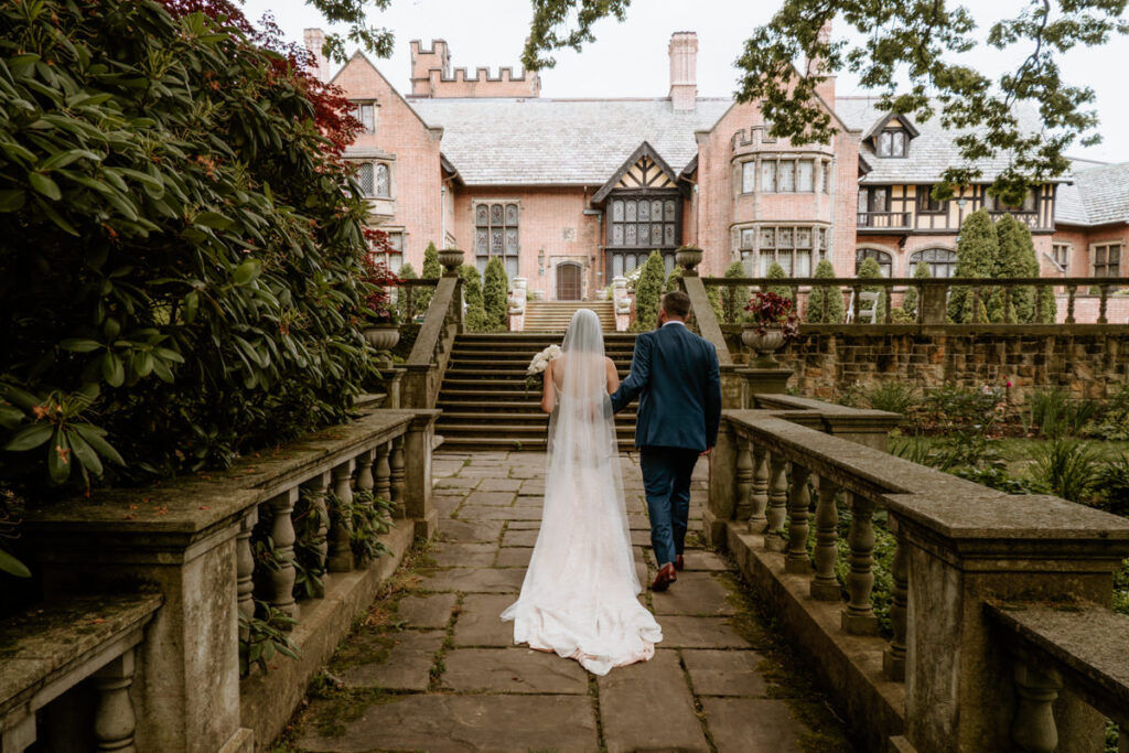 Akron Canton Ohio Intimate Wedding Photographer Bender's Tavern Stan Hywet Mansion Garden