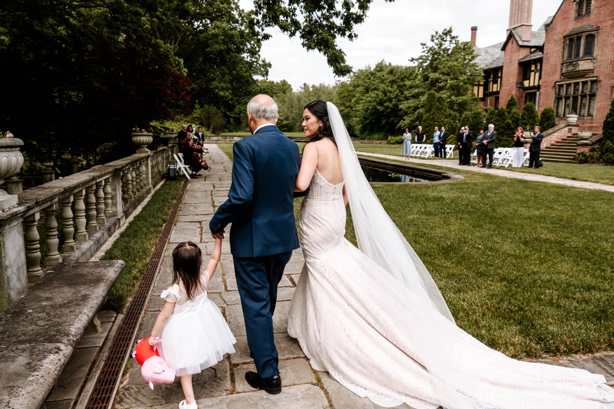 Akron Canton Ohio Intimate Wedding Photographer Bender's Tavern Stan Hywet Mansion Garden