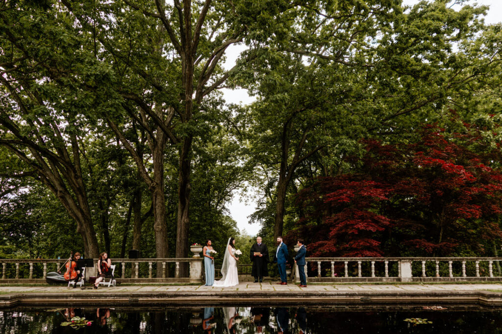 Akron Canton Ohio Intimate Wedding Photographer Bender's Tavern Stan Hywet Mansion Garden