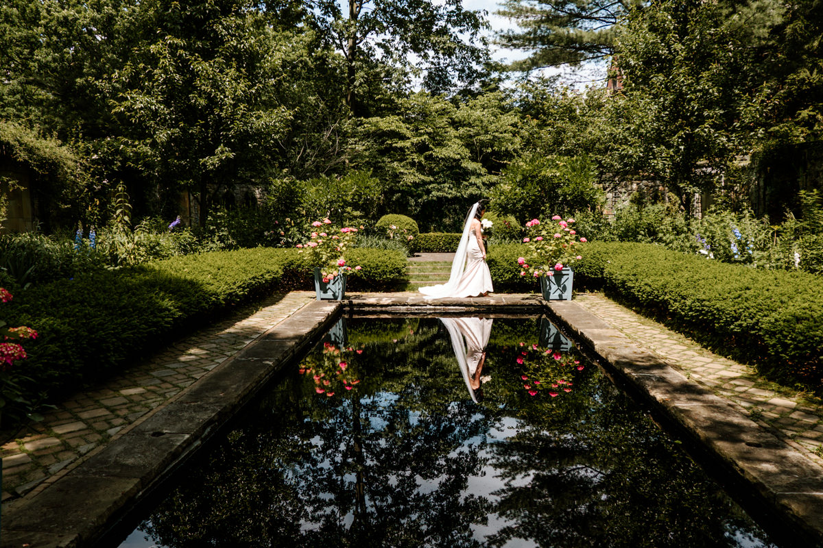 Akron Canton Ohio Intimate Wedding Photographer Bender's Tavern Stan Hywet Mansion Garden