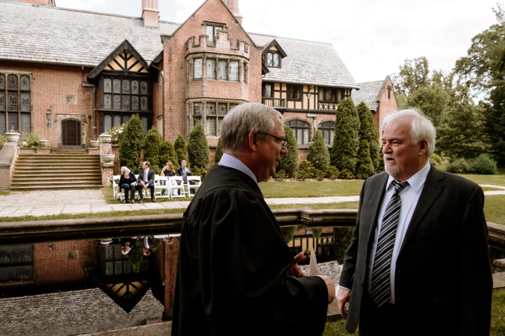 Akron Canton Ohio Intimate Wedding Photographer Bender's Tavern Stan Hywet Mansion Garden