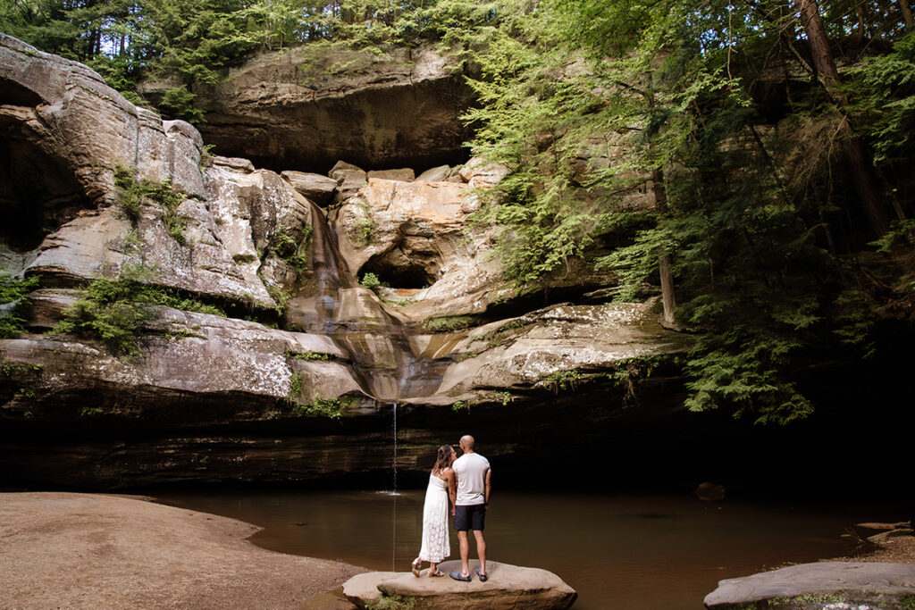 Hocking Hills Anniversary Portrait Session Ohio 1st 5th 10th 15th 20th 25th year celebration photos nature old mans cave ash cave cabin lodging cozy trees forest