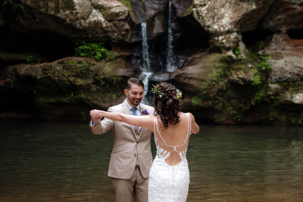 Hocking Hills Ohio Haven Old Man's Cave Waterfall First Look Photographer