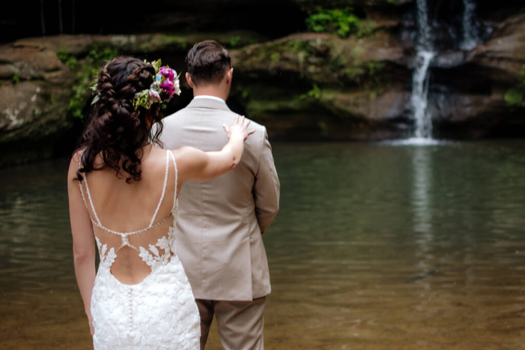 Hocking Hills Ohio Haven Old Man's Cave Waterfall First Look Photographer