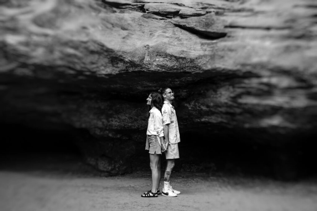 Old Mans Cave Hocking Hills Summer Engagement Portrait Session Elizabeth Nihiser Photography