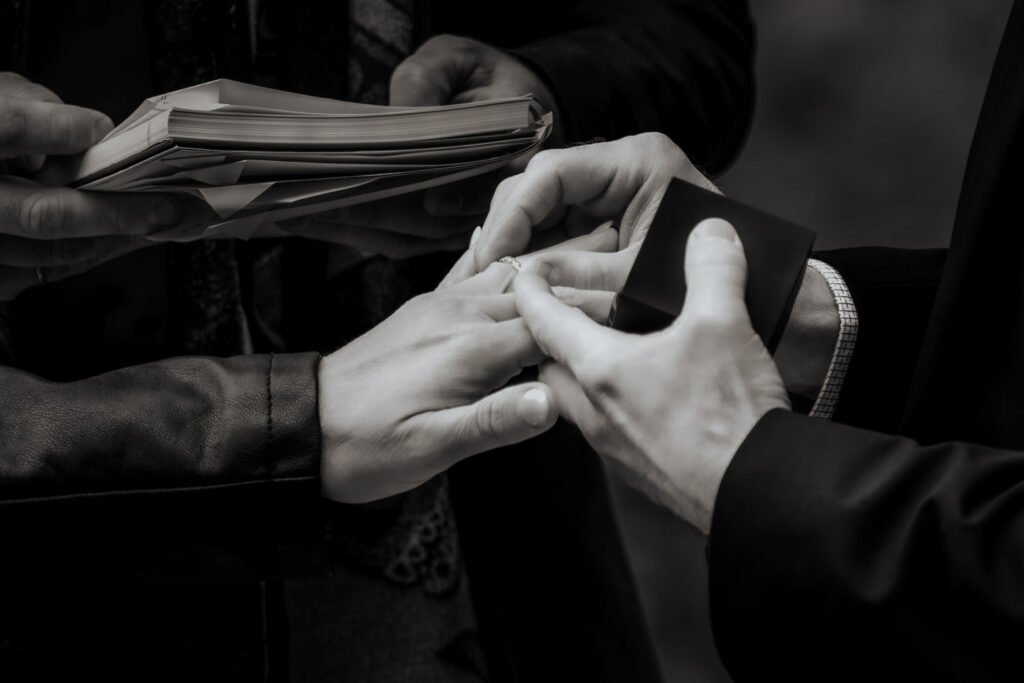 Cuyahoga Valley National Park Ohio Adventure Elopement Photographer Elizabeth Nihiser Photography