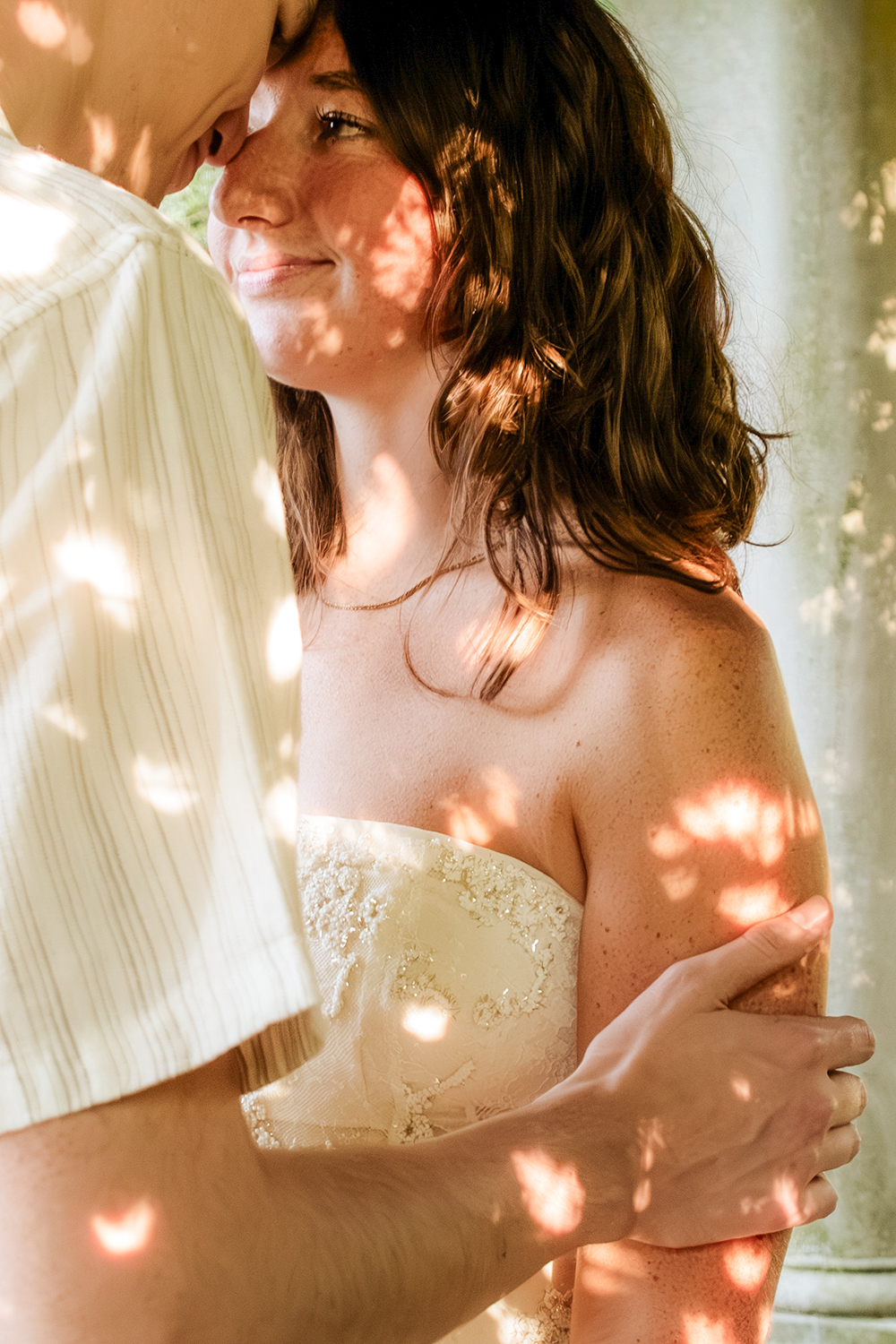 Ohio Engagement Photographer Elizabeth Nihiser Photography Best Top 10 World Midwest Great Nature Hocking Hills Scioto Mile Columbus Ohio Sunset Golden Hour Spring Light Urban German Village