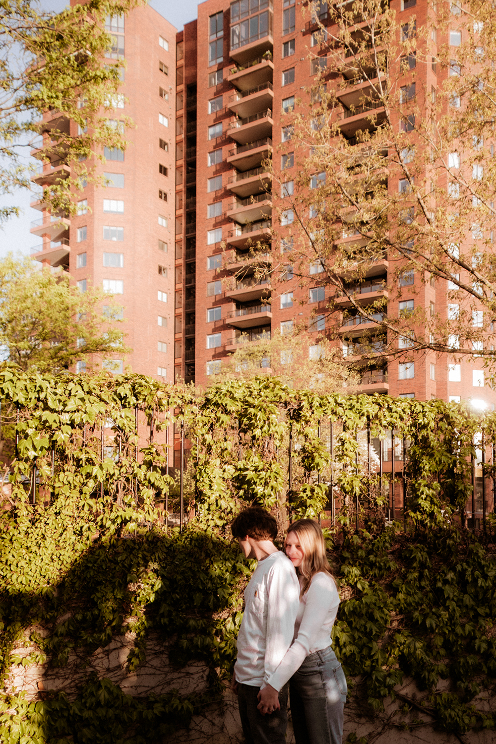 Ohio Engagement Photographer Elizabeth Nihiser Photography Best Top 10 World Midwest Great Nature Hocking Hills Scioto Mile Columbus Ohio Sunset Golden Hour Spring Light Urban