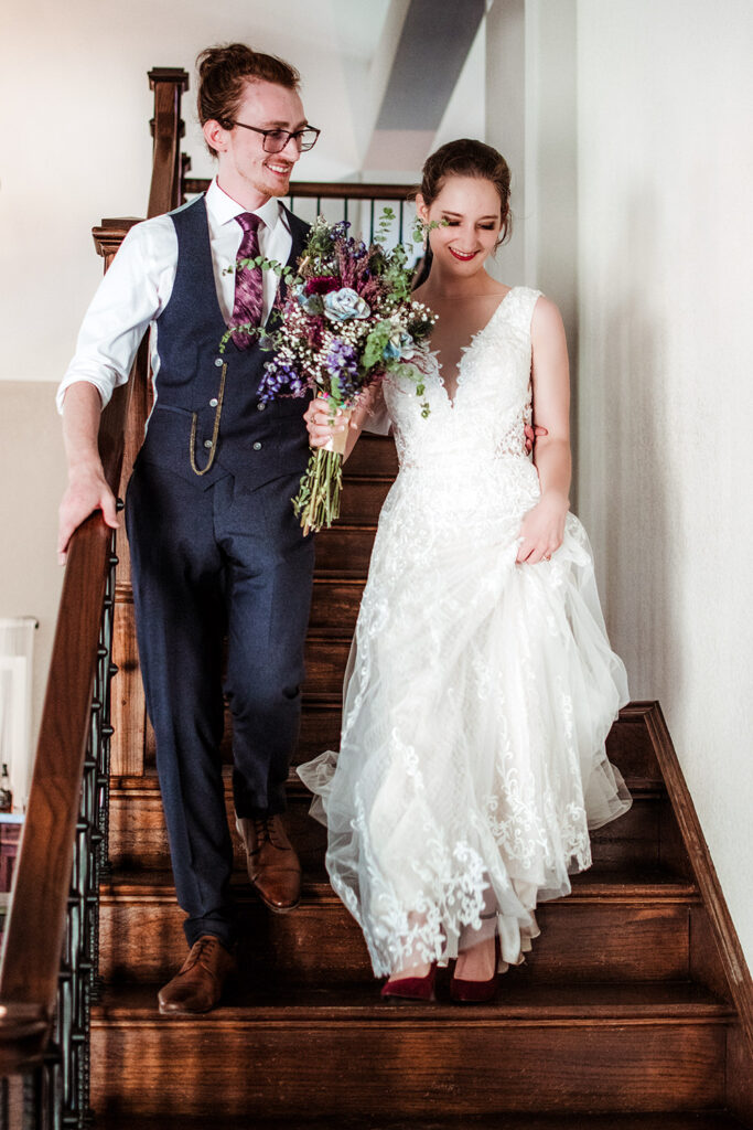 Texas Blum Stonebridge Wedding Venue Live Oak Tree Ceremony Hot Summer Ireland Irish Travel Destination Elizabeth Nihiser Wedding Photography