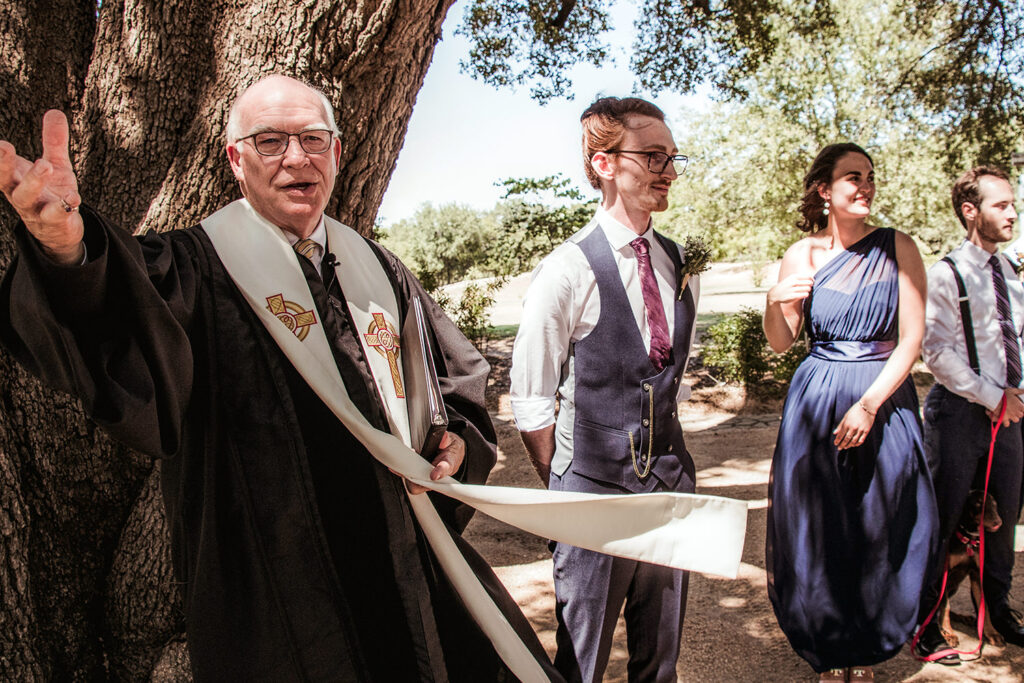 Texas Blum Stonebridge Wedding Venue Live Oak Tree Ceremony Hot Summer Ireland Irish Travel Destination Elizabeth Nihiser Wedding Photography